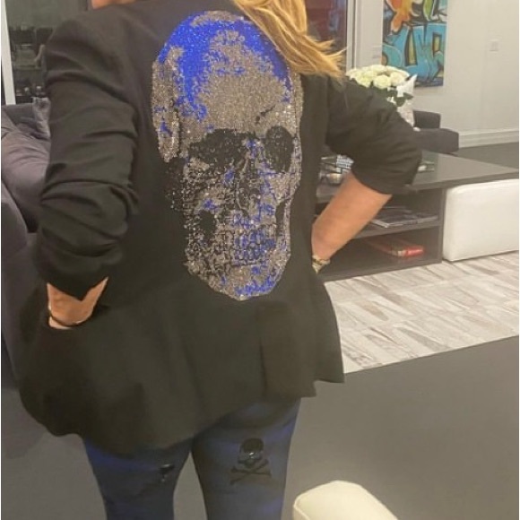 Htrailz custom skull black jacket with gorgeous blue and silver detail! Medium - Picture 7 of 7